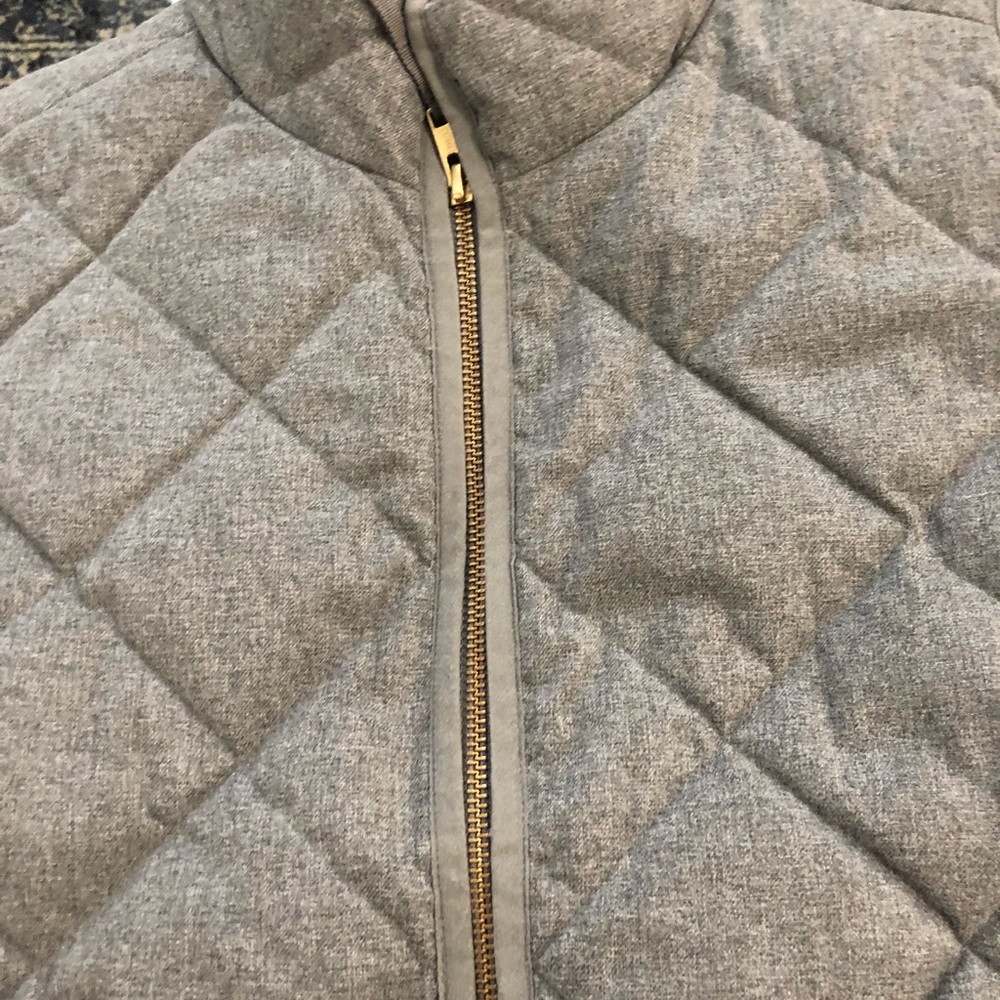 J Crew lightweight Down Vest - Picture 4 of 4